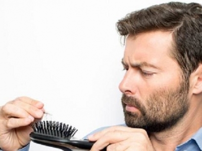 هل الضغوط النفسية من أسباب تساقط الشعر؟